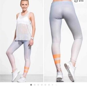 Alo Yoga Airbrush High-Waist Legging Gradient Sky Ombre Blue Orange Stripe